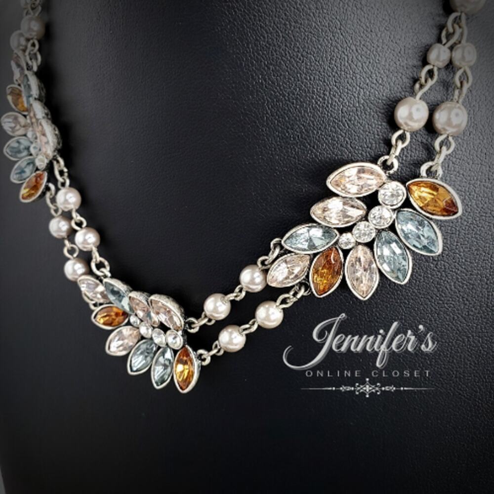 3/$25 Vintage Silver & Rhinestone Collar Necklace